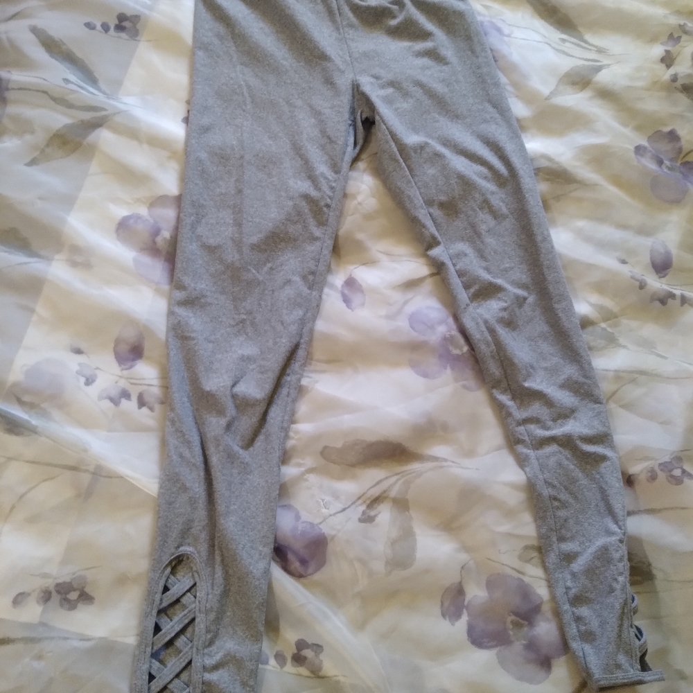 LEGGINGS - Picture 3 of 3